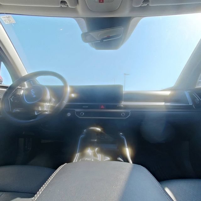 Certified 2024 Kia Sorento S w/ Panoramic Sunroof Package FWD image 28
