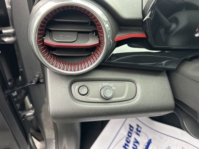 New 2026 Chevrolet Trax RS image 9