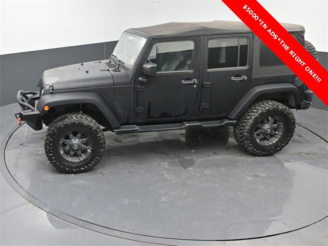 Used 2012 Jeep Wrangler Unlimited Sahara image 26