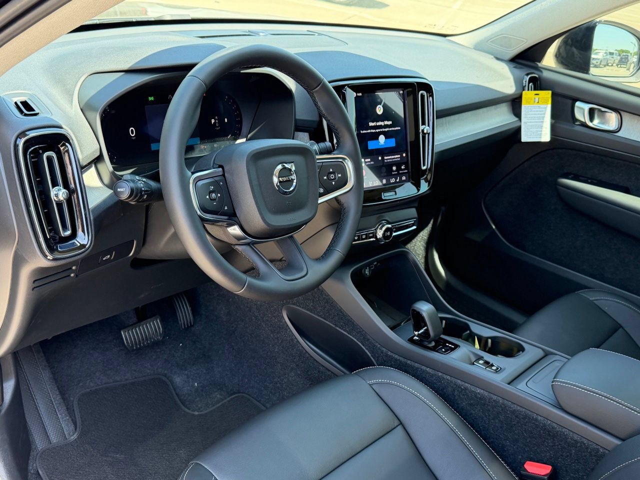 New 2026 Volvo XC40 B5 Core w/ Protection Package Premier AWD/4WD image 13