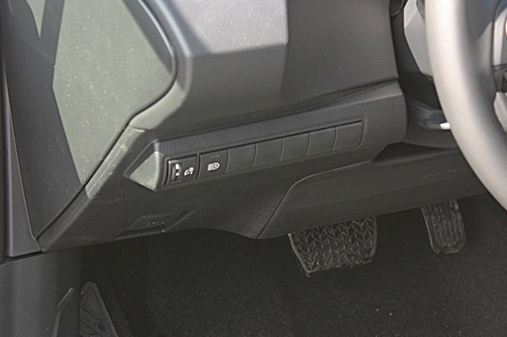 New 2026 Toyota Corolla XSE FWD image 6