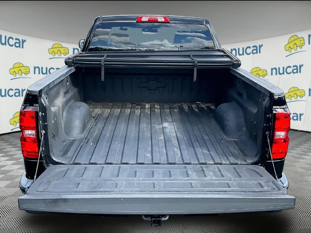 Used 2017 Chevrolet Silverado 1500 LT w/ Midnight Edition AWD/4WD image 31