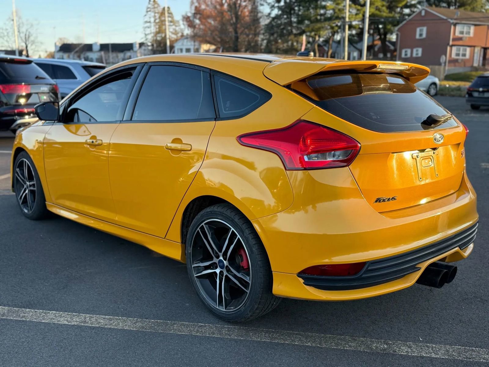 Used 2016 Ford Focus ST image 5