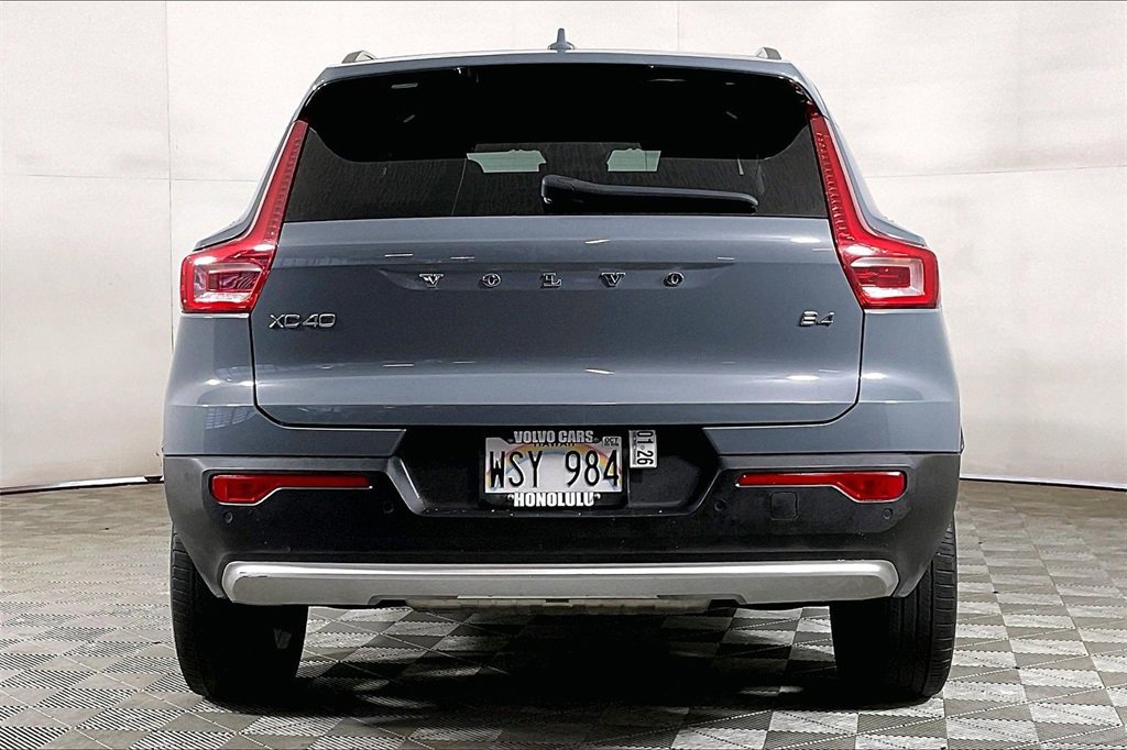 Used 2023 Volvo XC40 B4 Plus w/ Driver Assist Package image 3
