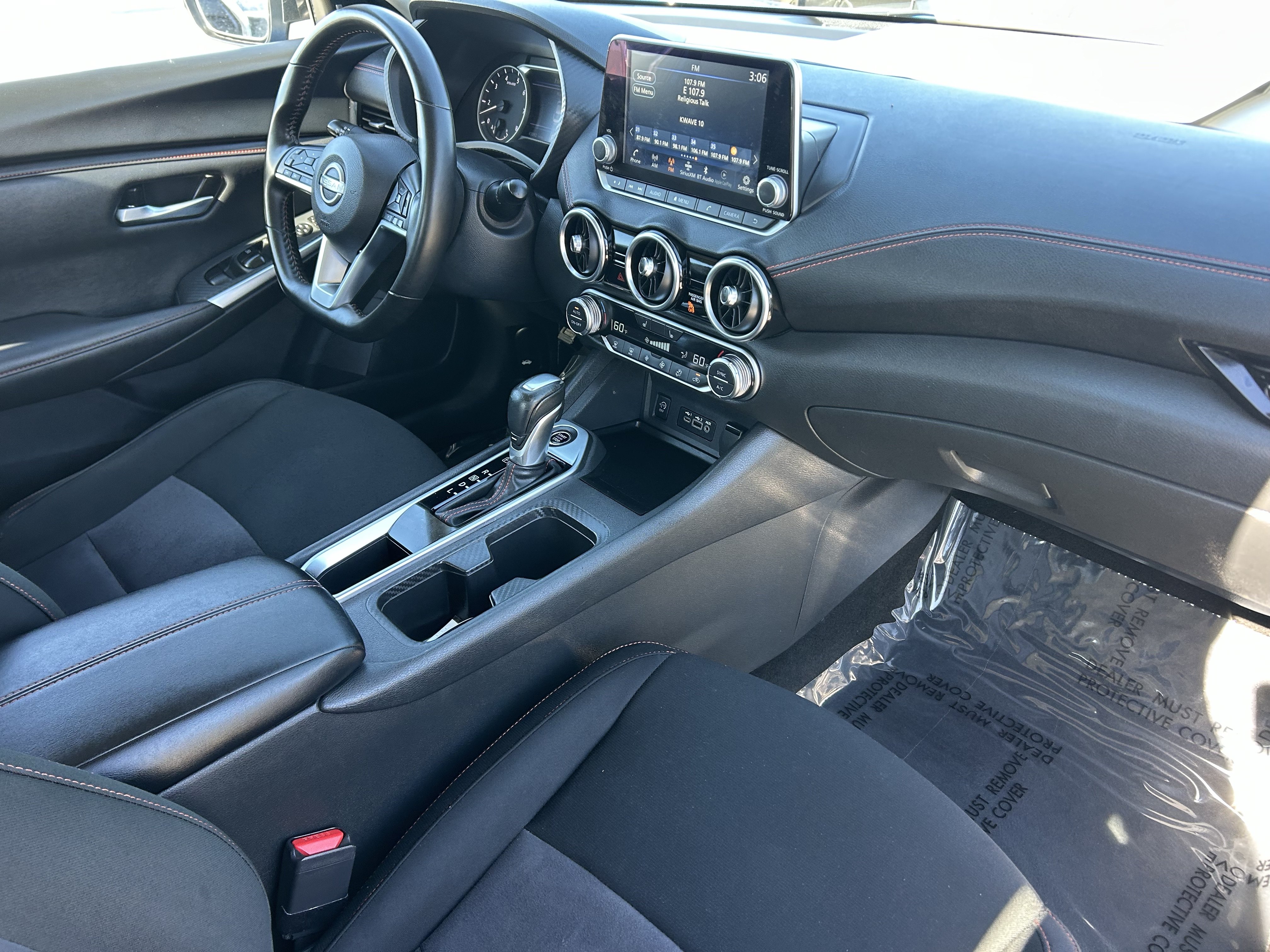 Used 2025 Nissan Sentra SR FWD image 9