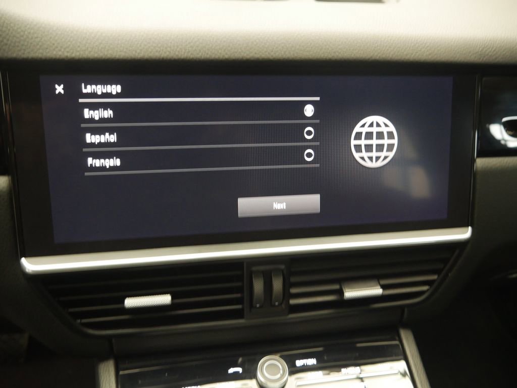 Certified 2023 Porsche Cayenne image 43