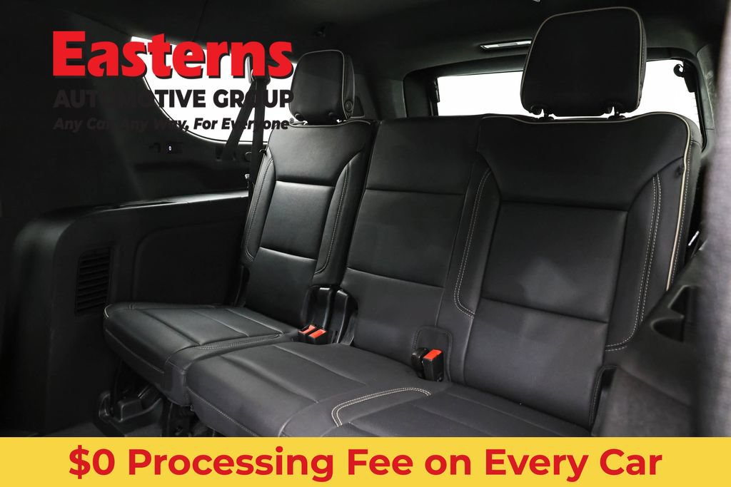 Used 2023 Chevrolet Suburban Premier RWD image 28