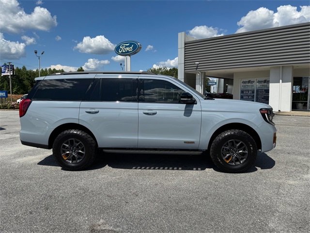 New 2025 Ford Expedition Tremor image 2