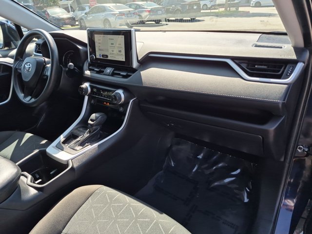 Used 2024 Toyota RAV4 XLE FWD image 21