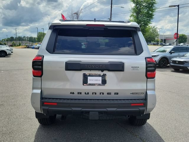 Used 2025 Toyota 4Runner TRD Off-Road Premium AWD/4WD image 5