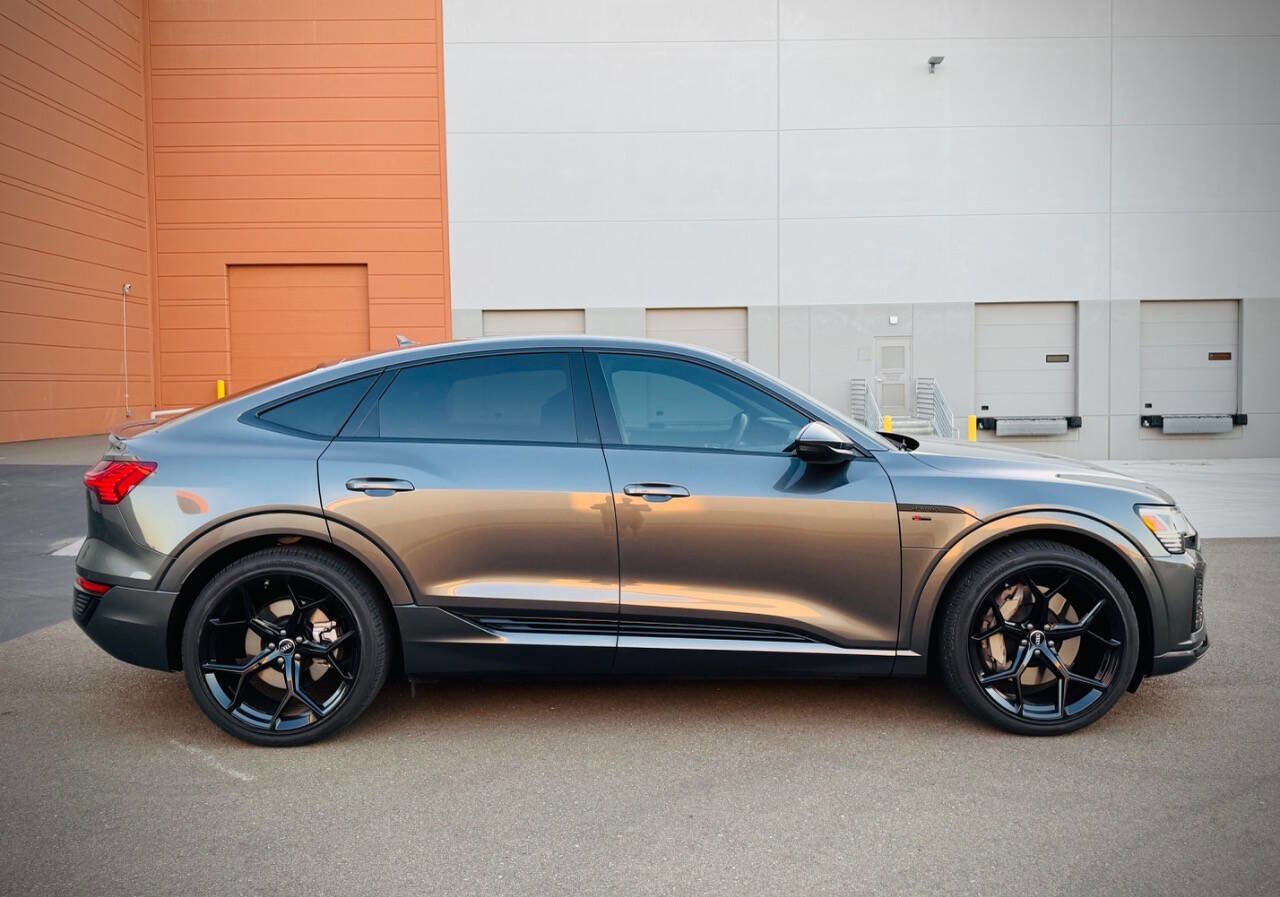 Used 2024 Audi Q8 e-tron Premium image 4