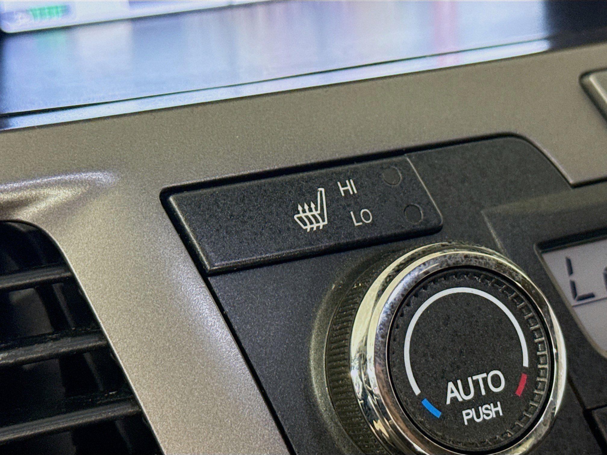 Used 2015 Honda Odyssey Touring image 25