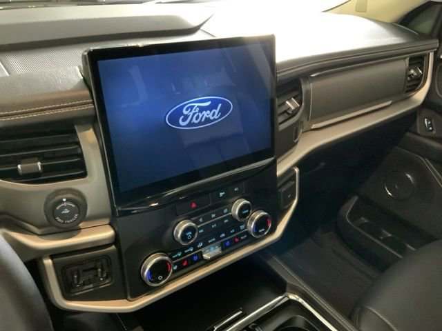 Used 2023 Ford Expedition Max XLT image 20