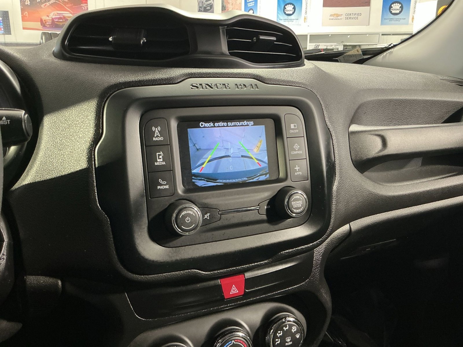 Used 2017 Jeep Renegade Sport w/ Power & Air Group image 27