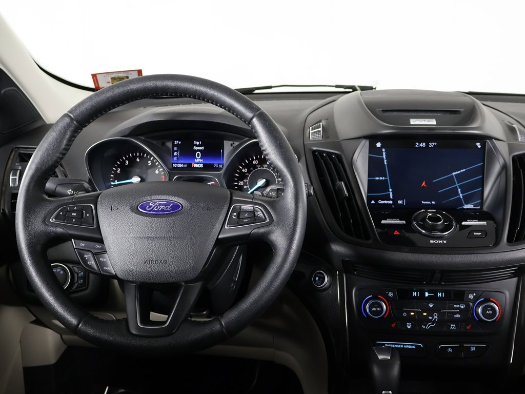 Used 2017 Ford Escape Titanium image 30