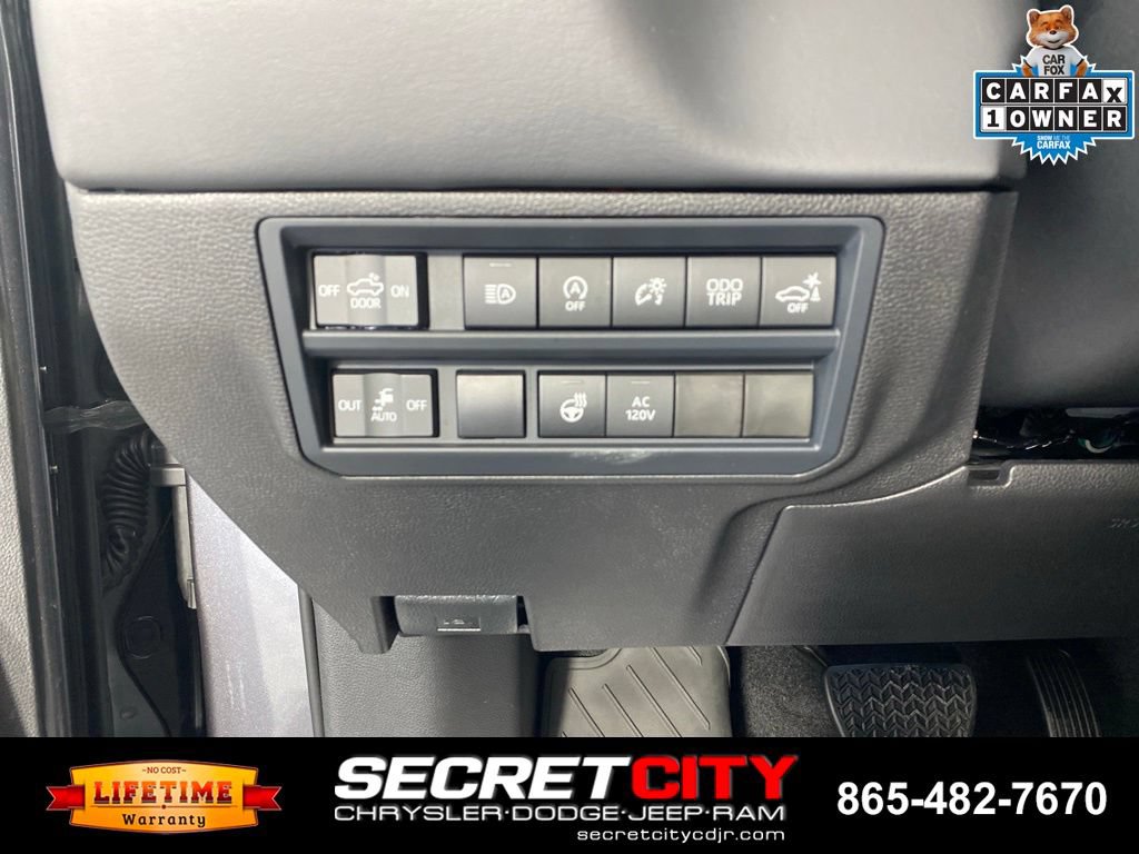 Used 2026 Toyota Tundra Platinum AWD/4WD image 13