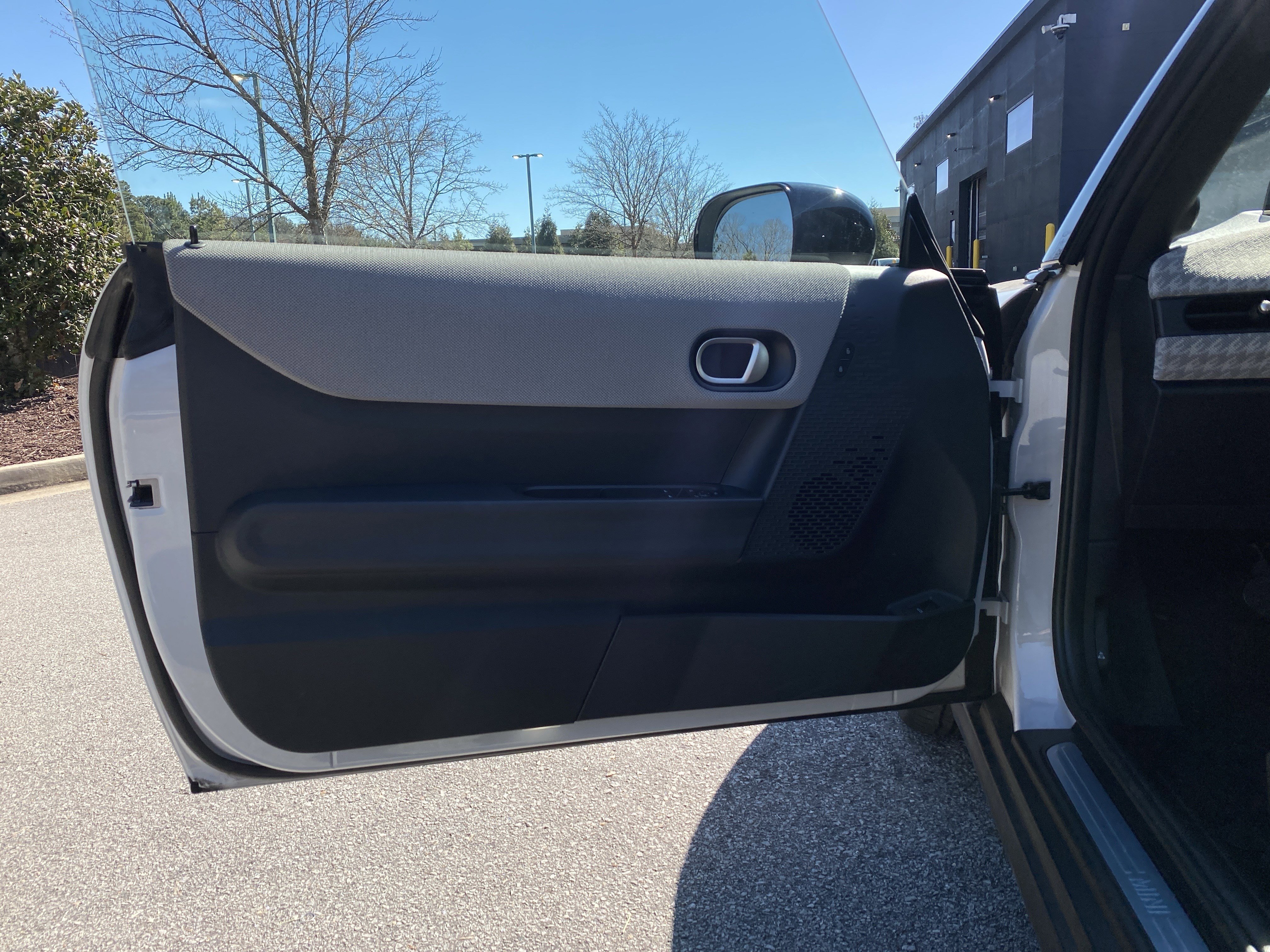 Used 2025 MINI Cooper S FWD image 21