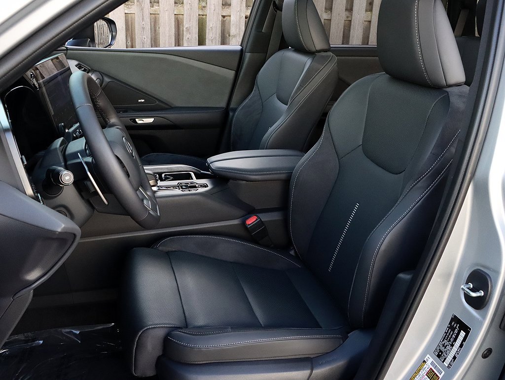 Used 2025 Lexus TX 350 AWD image 5