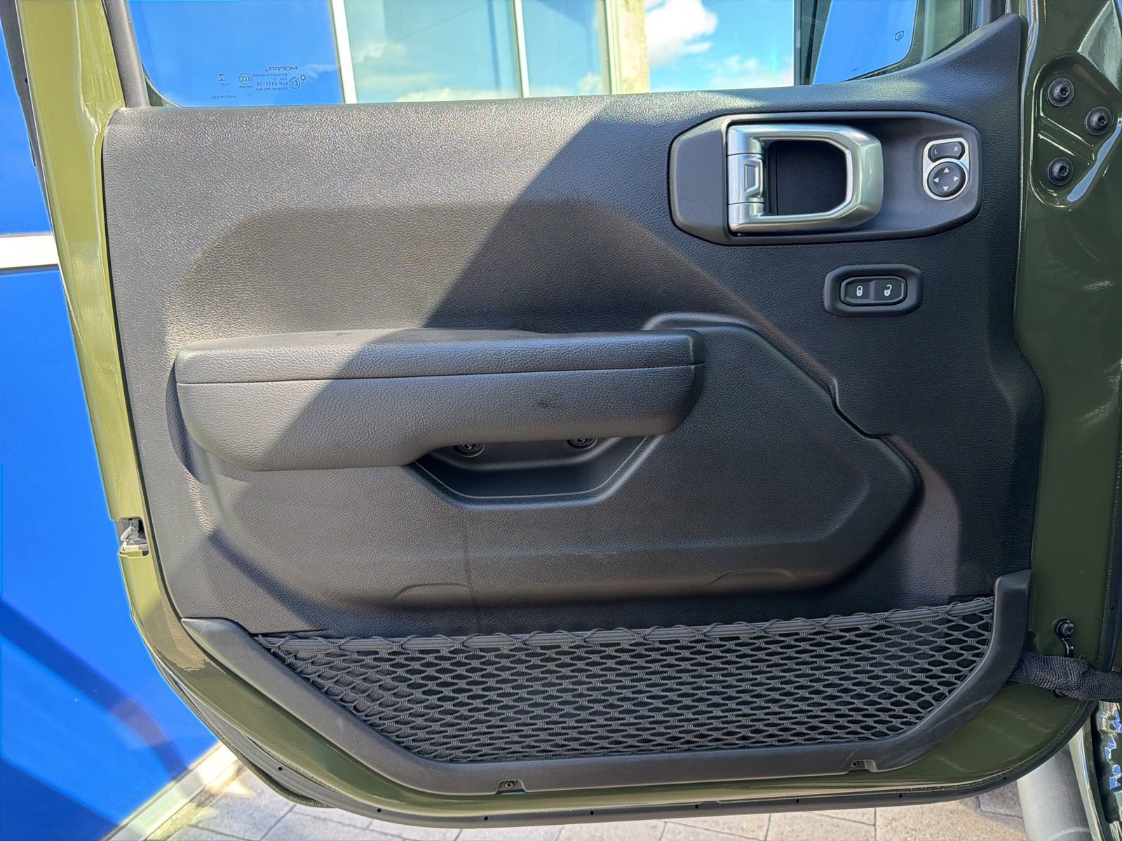 Used 2023 Jeep Wrangler Rubicon w/ LED Lighting Group image 18