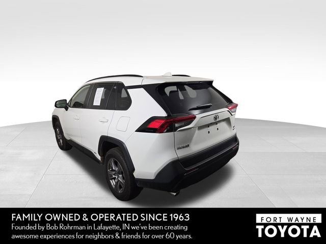 Used 2025 Toyota RAV4 XLE image 9