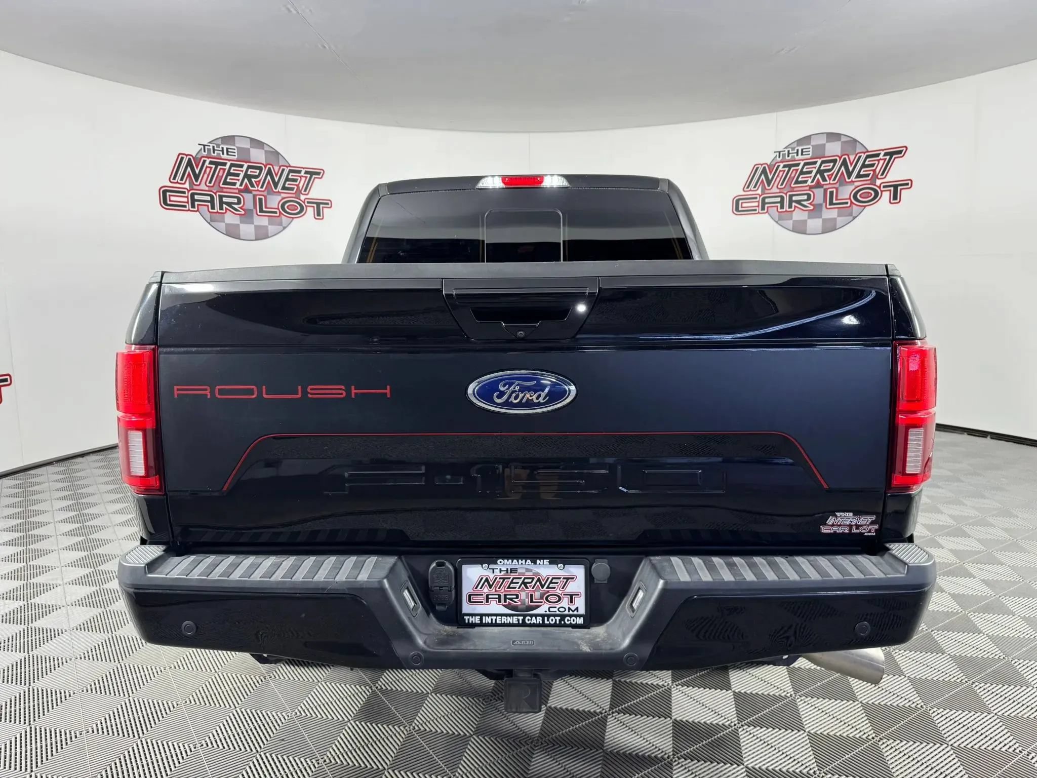Used 2019 Ford F150 Lariat w/ Equipment Group 502A Luxury AWD/4WD image 6