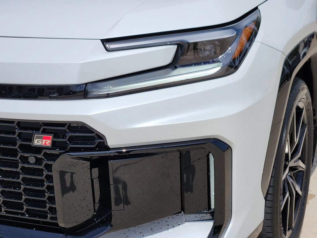 New 2026 Toyota RAV4 AWD Plug-in Hybrid image 6