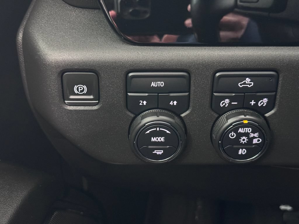 Certified 2023 Chevrolet Silverado 1500 RST w/ Protection Package AWD/4WD image 22