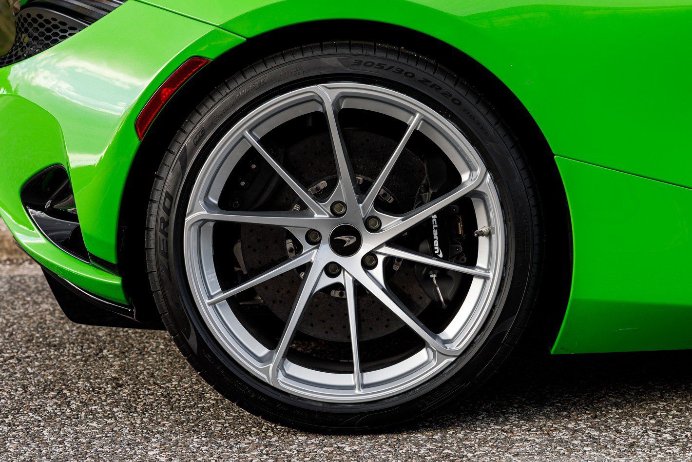 Used 2026 McLaren 750S Spider image 7