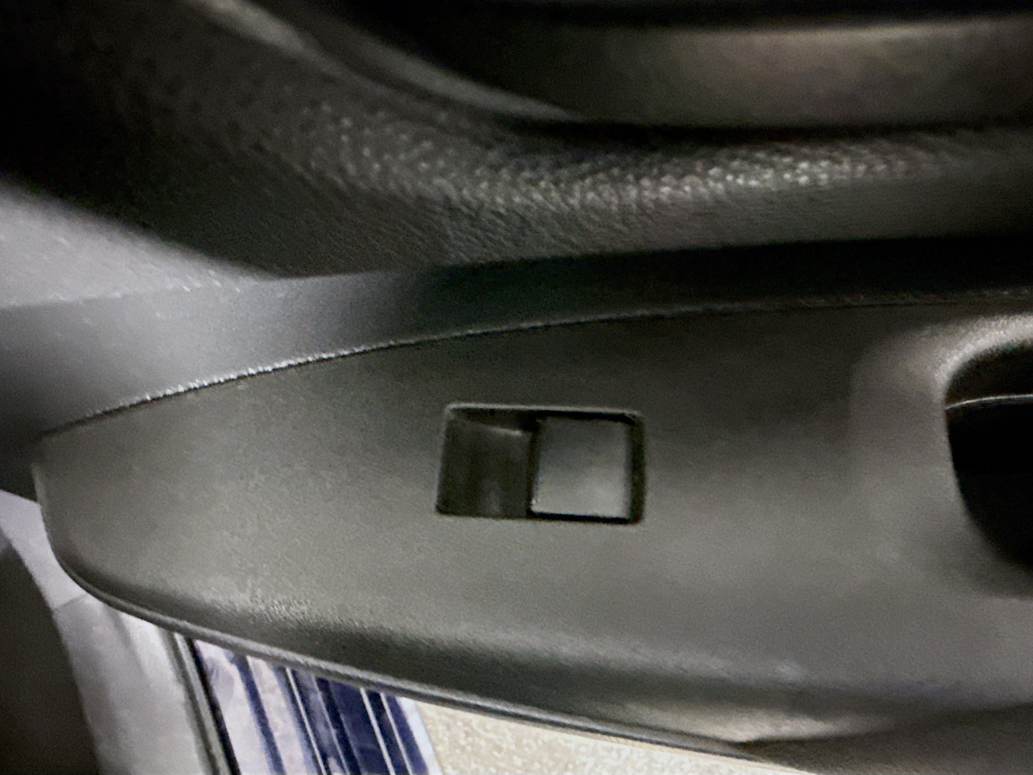 Used 2022 Toyota Corolla LE FWD image 30