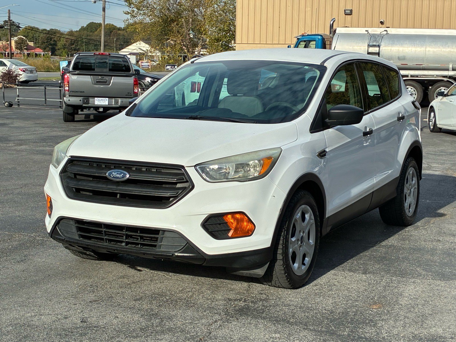 Used 2017 Ford Escape S FWD image 1