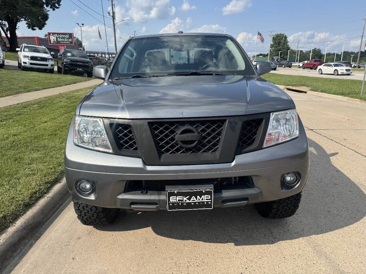 Used 2018 Nissan Frontier PRO-4X AWD/4WD image 8