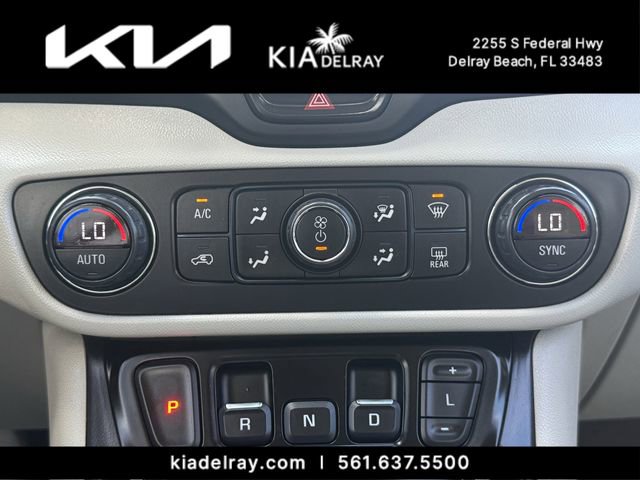 Used 2020 GMC Terrain Denali w/ Denali Premium Package FWD image 21