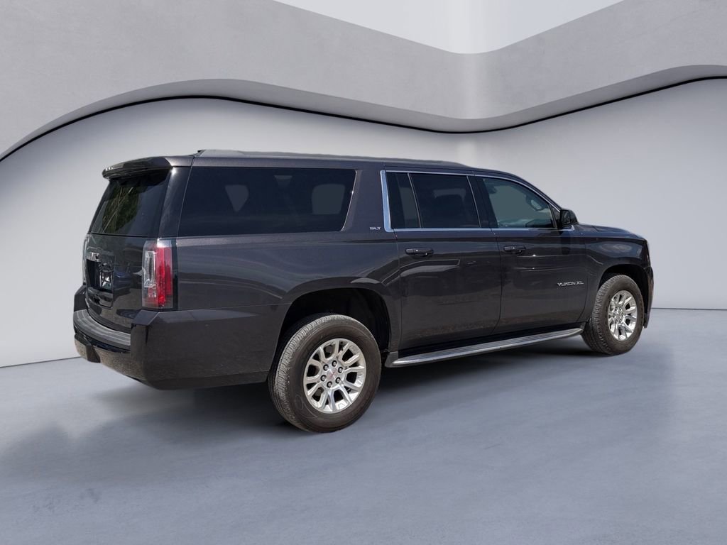 Used 2017 GMC Yukon XL SLT AWD/4WD image 6