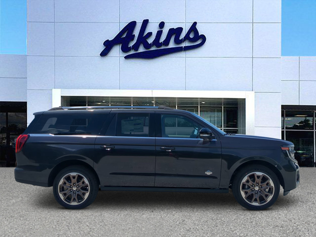 New 2026 Ford Expedition Max King Ranch AWD/4WD image 1