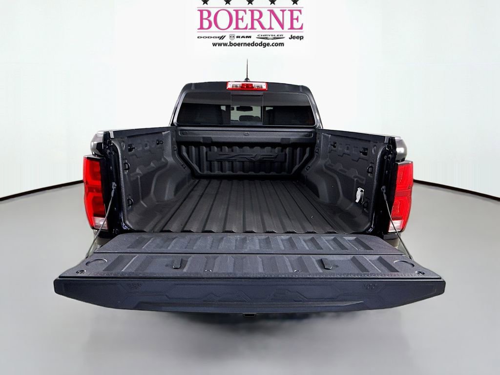 Used 2024 Chevrolet Colorado ZR2 w/ Technology Package image 28