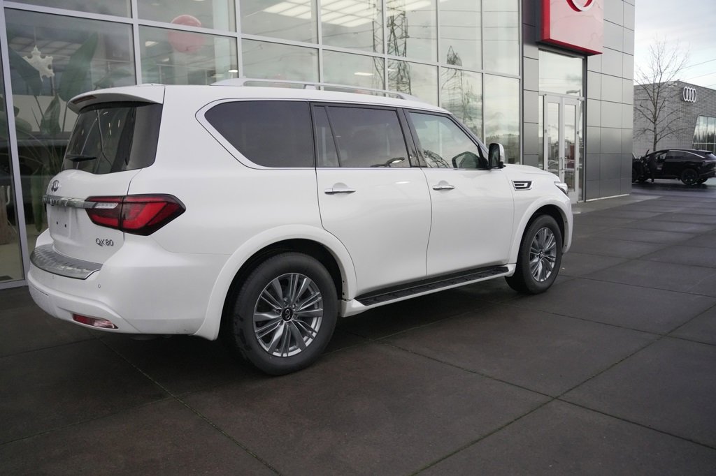 Used 2024 INFINITI QX80 Luxe image 6