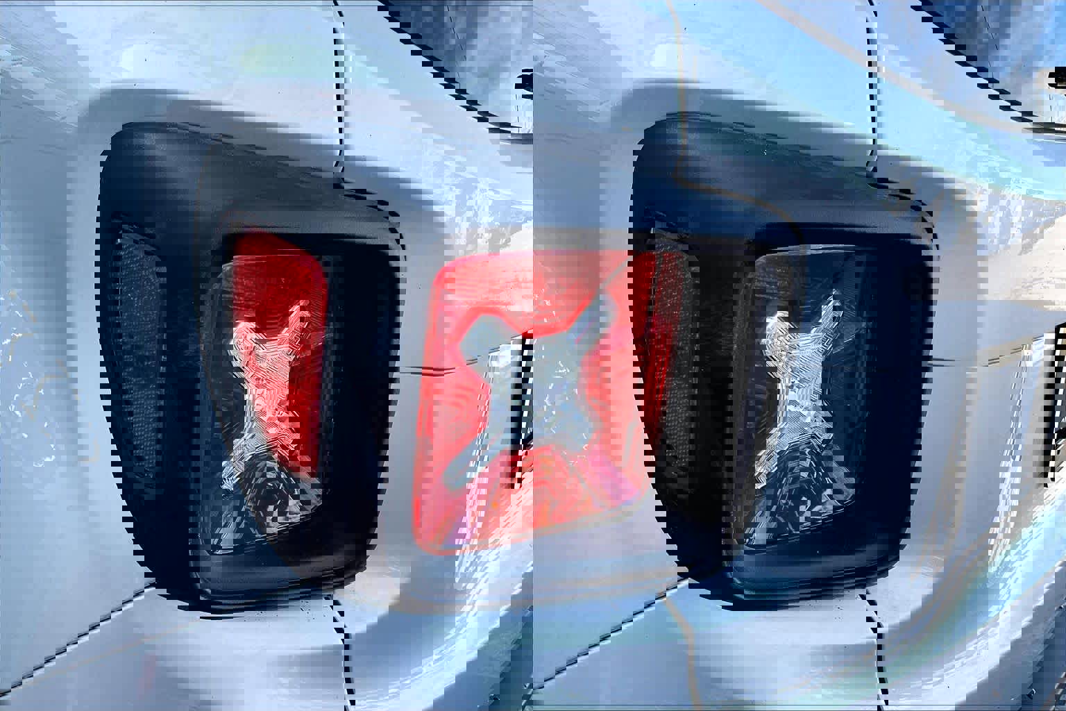 Used 2016 Jeep Renegade Latitude image 28