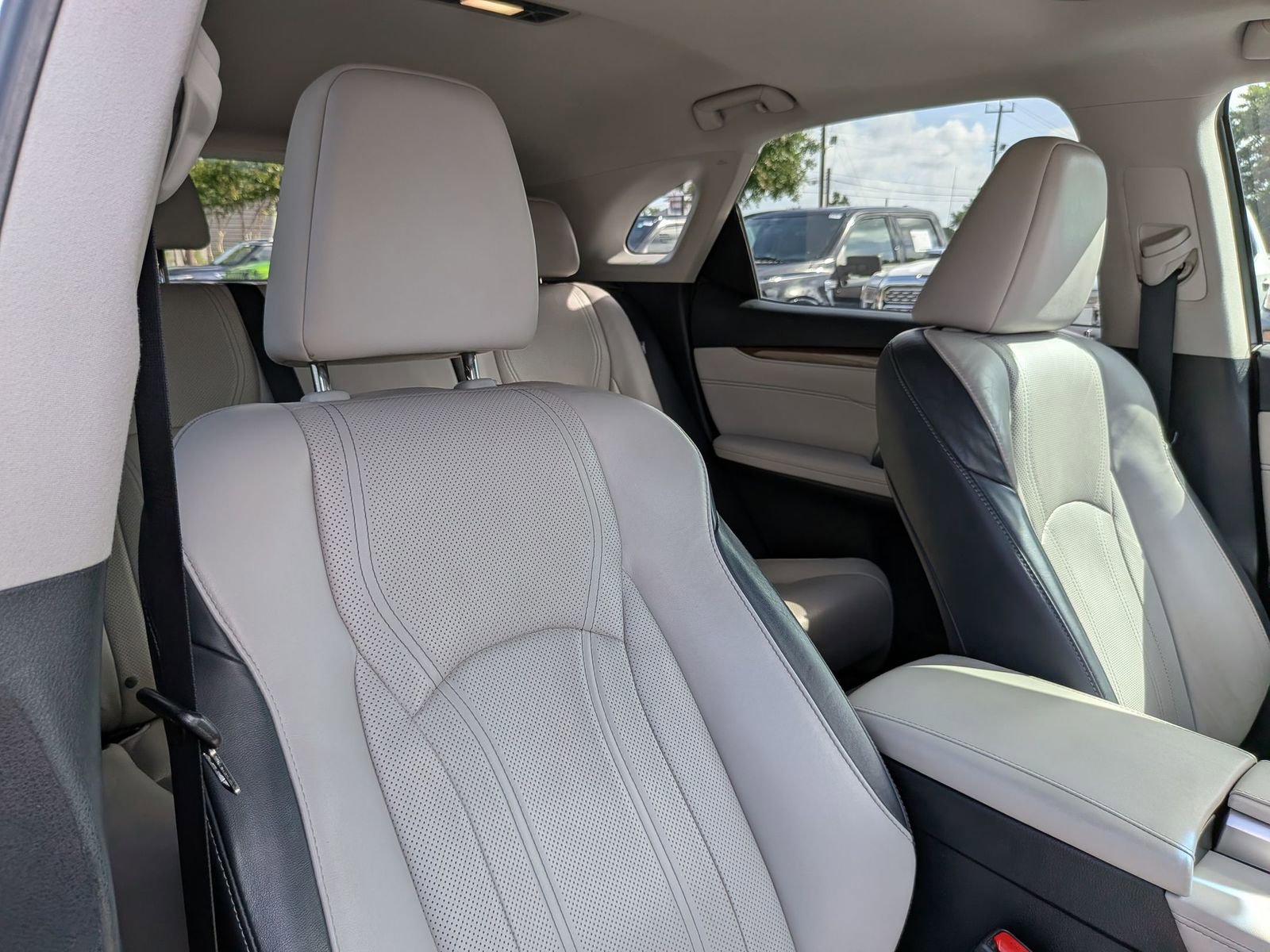Used 2017 Lexus RX 350 FWD image 39
