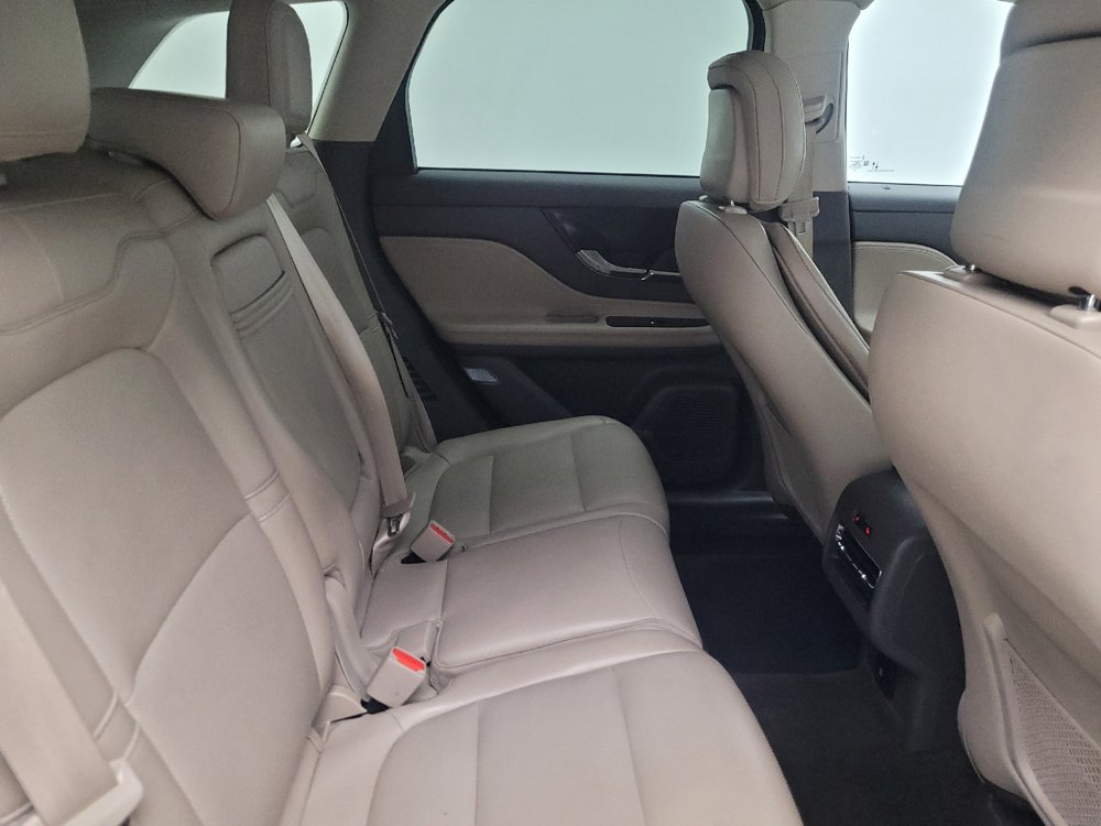 Used 2020 Lincoln Corsair FWD w/ Premium Package image 19