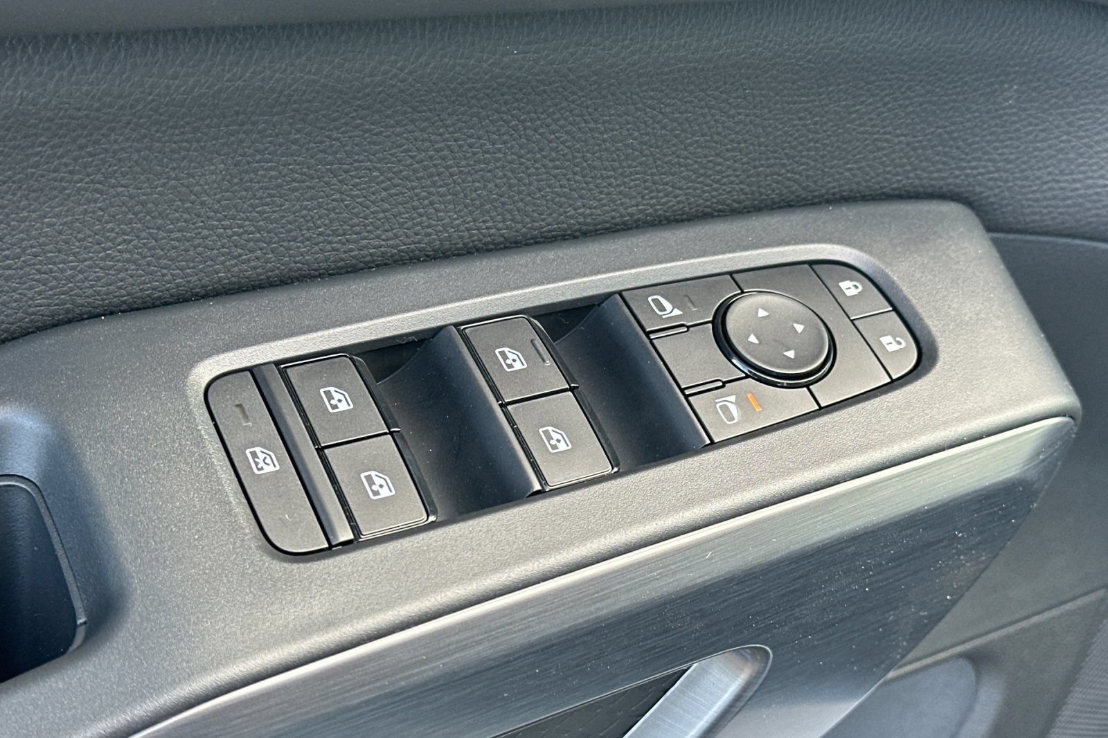 New 2026 Nissan Pathfinder Rock Creek w/ Rock Creek Premium Package AWD/4WD image 13