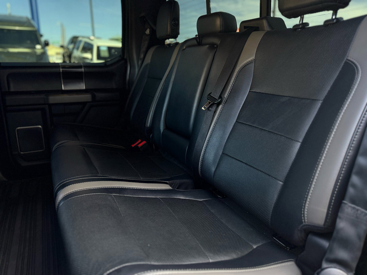 Used 2018 Ford F150 Raptor w/ Equipment Group 802A Luxury image 11