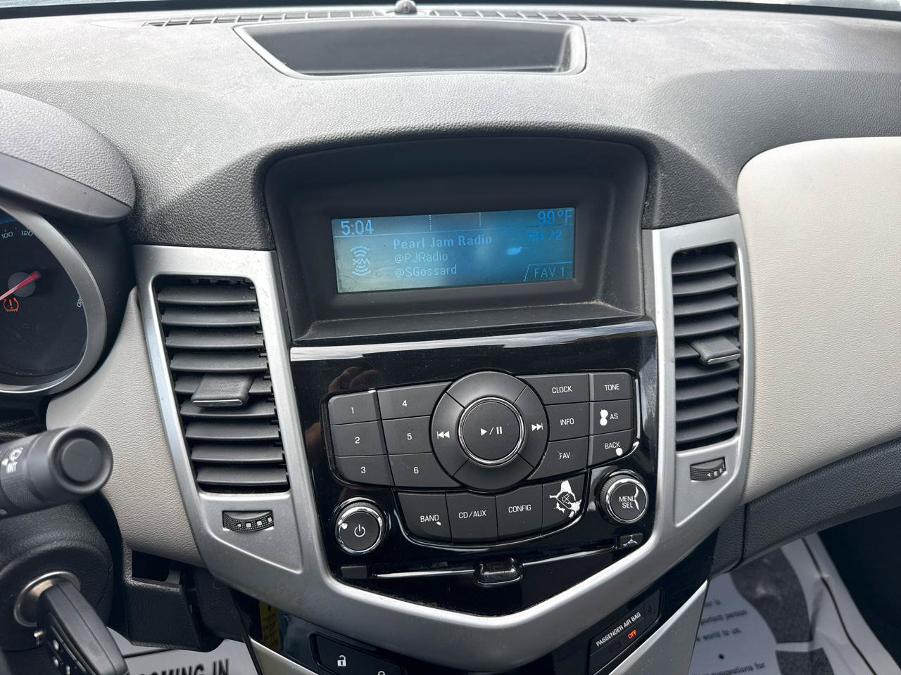 Used 2013 Chevrolet Cruze LS FWD image 35