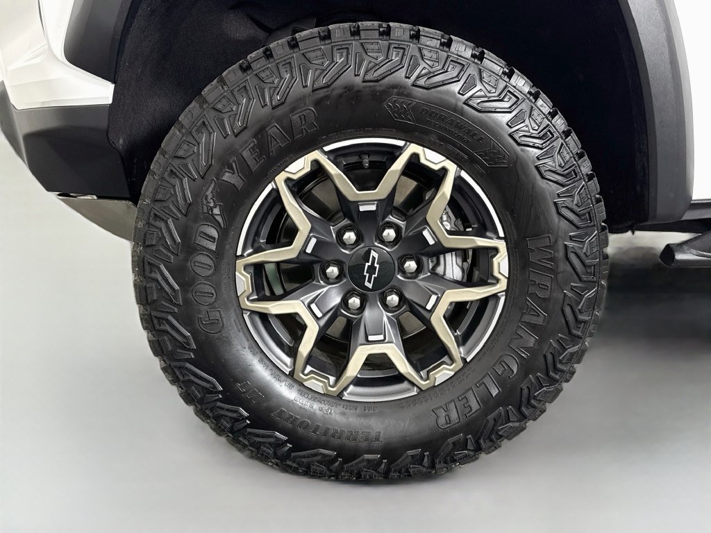 Used 2026 Chevrolet Colorado ZR2 AWD/4WD image 29