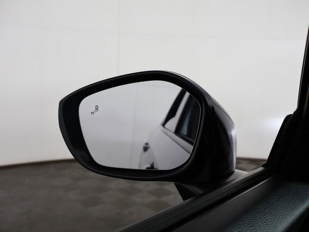 Used 2025 Honda Civic Sport image 33
