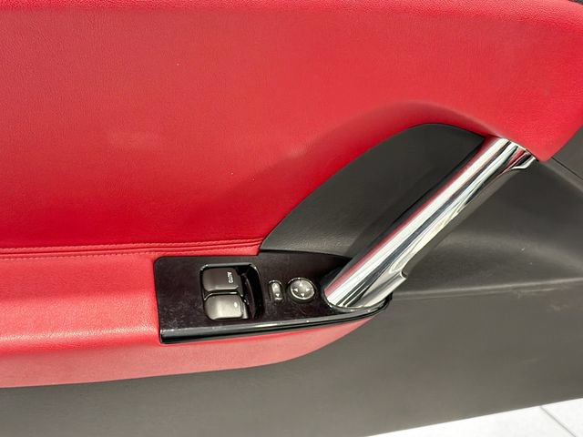 Used 2007 Saturn Sky Red Line RWD image 15