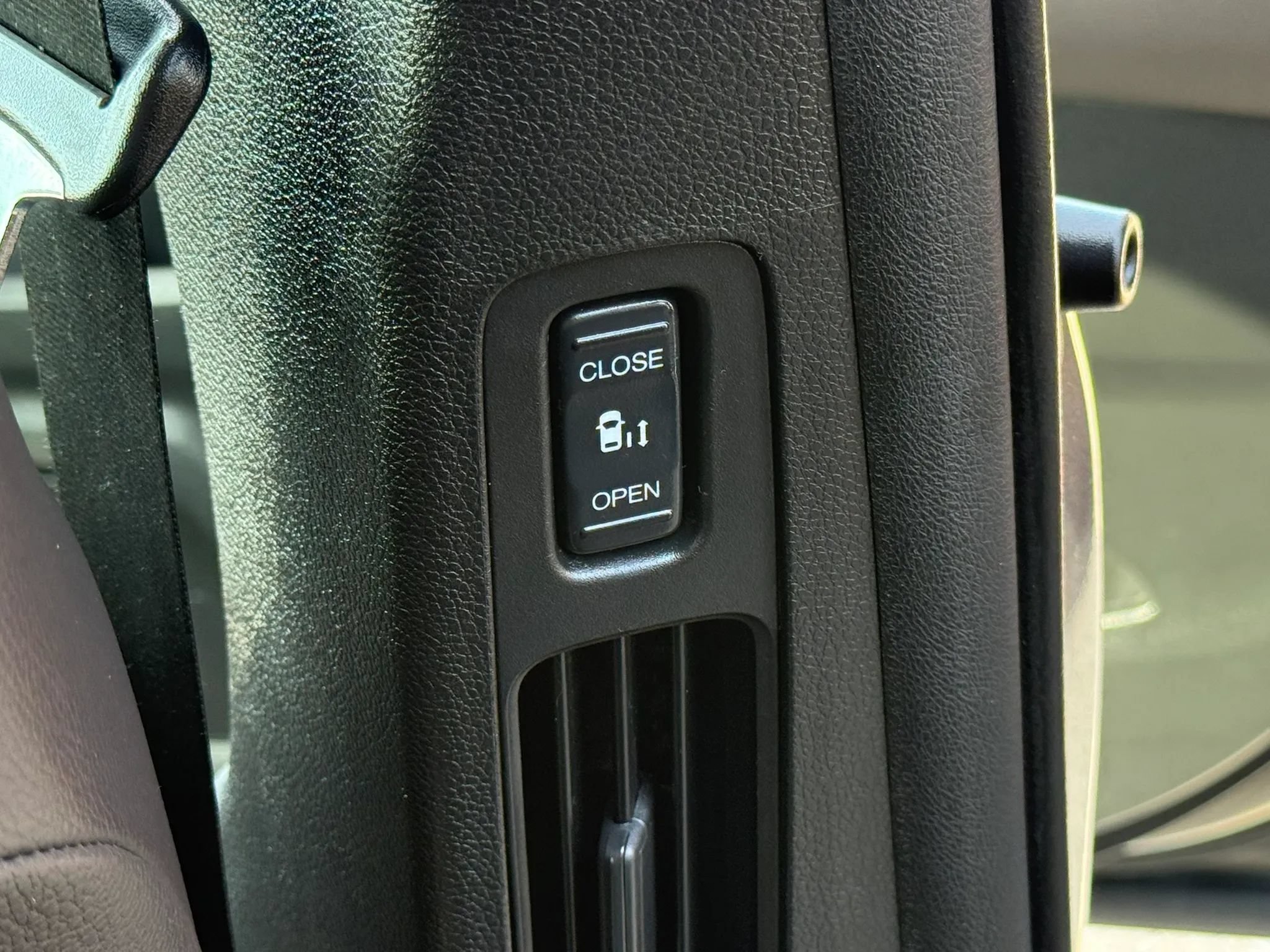 Used 2019 Honda Odyssey EX-L image 30