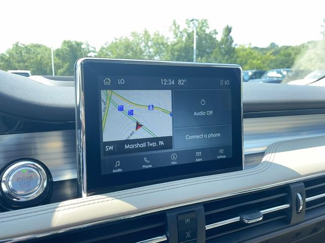 Used 2022 Lincoln Corsair AWD w/ Premium Package image 18