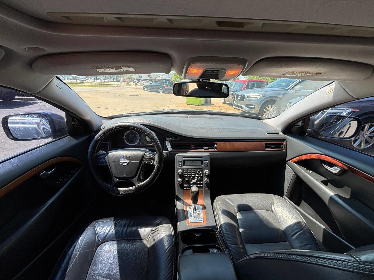 Used 2010 Volvo XC70 3.2 image 7