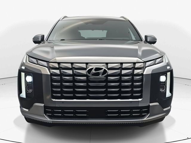 Used 2024 Hyundai Palisade Calligraphy image 3