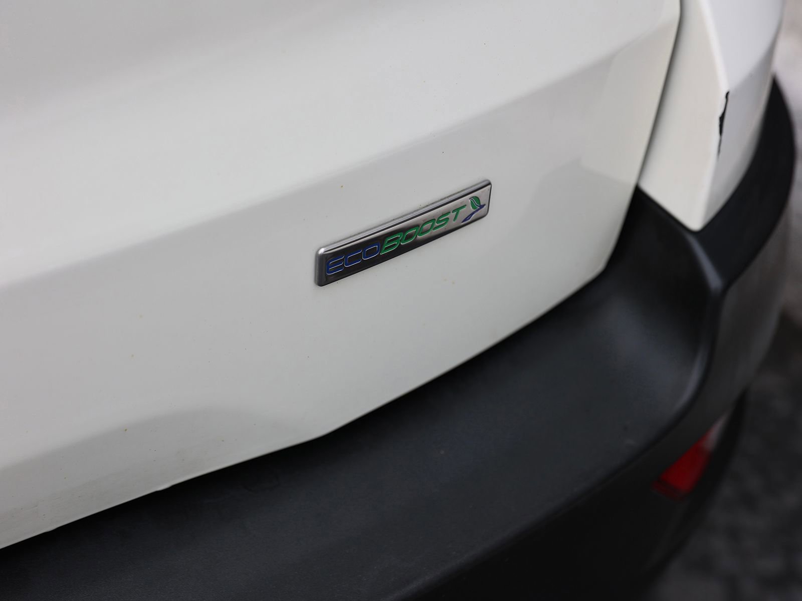 Used 2020 Ford EcoSport S image 8